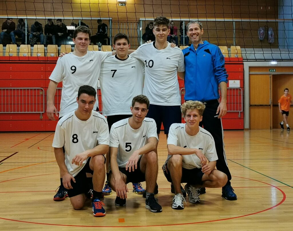 Področno tekmovanje v odbojki – fantje